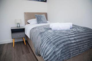 5 Bed House Wifi Contractors Free Parking - 欢迎 - 4