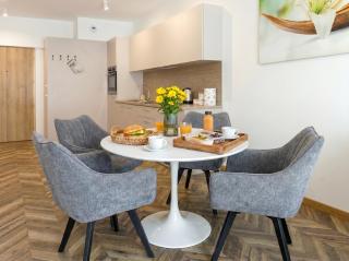 Old Town 5 min Free Parking & Breakfast Balcony - Grey Harmony by UniqueRent - Wrocław - 7