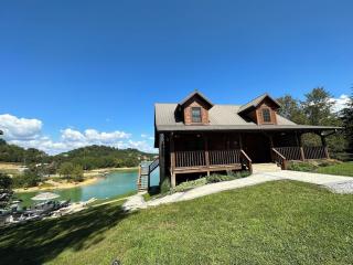 Peaceful Cabin on Lake Outdoor kitchen 3 Patios Firepit 2 Story Dock - 3
