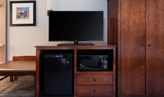 Holiday Inn Express & Suites Cincinnati Riverfront by IHG - 4