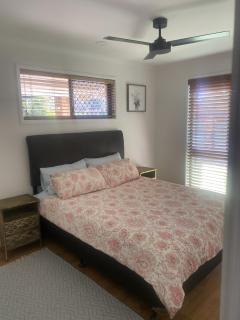 Spacious home with pool in Kippa-Ring - 3