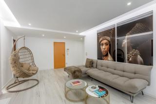 Spacious 3-bedroom condo near Lisbon Airport - 6