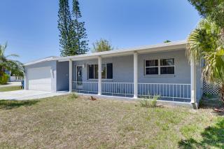 Dockside Hernando Beach Retreat w/ Canal Access - 7