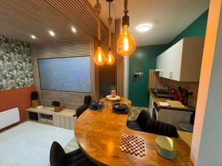 Séjour Château Moderne avec Cinéma - 3