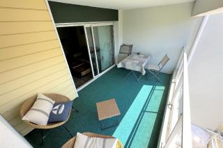 Ideal cozy nest with terrasse and parking spot - 0