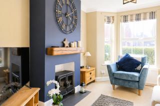 Dog-Friendly Seaside Cottage for 5 by Pakefield Beach - 8