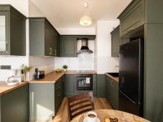 Zegrze Lake Apartament VIRIDIAN z widokiem na jezioro, tarasem i parkingiem - 3