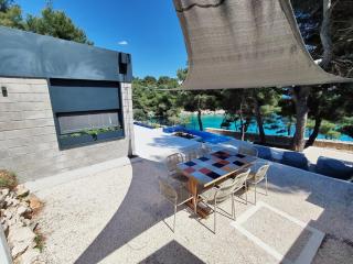 Bloketa Beach House - 9