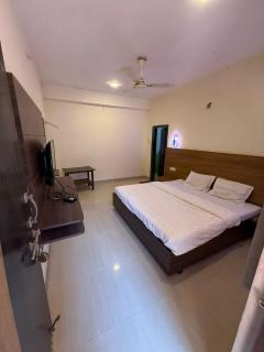 Hotel President House Matheran - 1
