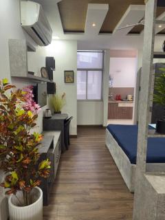 Urban Studio Malviya Nagar - 5