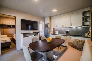 Premium Mobile Homes with Thermal Riviera Tickets - 6