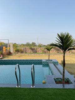 Arch Manor-Aravali View Luxury Villa by Aarvaya - 4