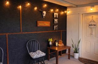 Western Studio - 0