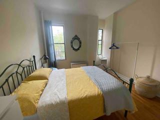 Cozy 2 bedroom apt in Manhattan - 3