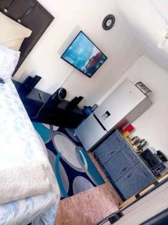 H & M Apartments - 9