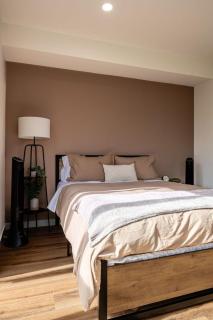 H & M Apartments - 1