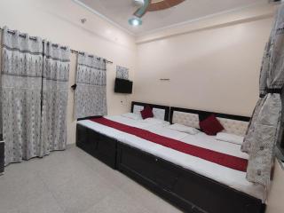 Shri Sitaram Guest House - 1