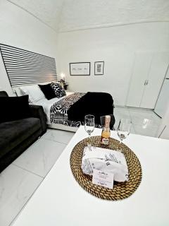 Marinella House Napoli centro Piazza Dante - 4