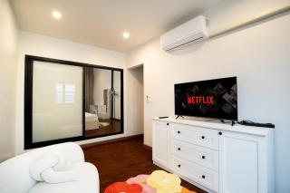 Townhouse in Pratunam Bangkok Soi Ratchaprarop 10 - 5