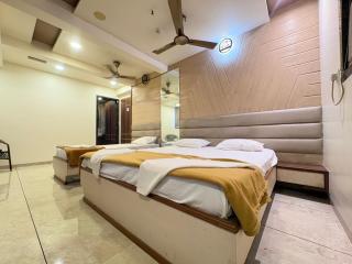 Hotel Falcon Ulhasnagar by Hotelist - 1