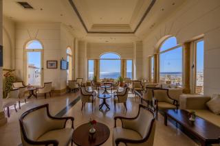 Continental Plaza Beach Resort - 3