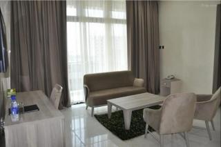 Springhill Hotel Suites-Executive - 3