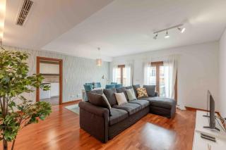Modern 2 bedroom apt 20 min from city center - 6