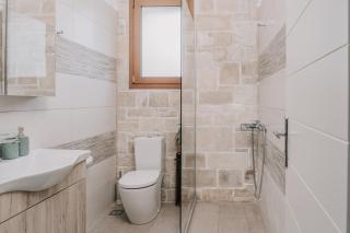 Guince House by All About Paxos - 5