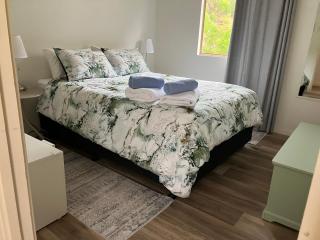 'Seas the Day' Preston Beach House - Pet Friendly - 500m to the beach! - 6