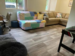 'Seas the Day' Preston Beach House - Pet Friendly - 500m to the beach! - 3