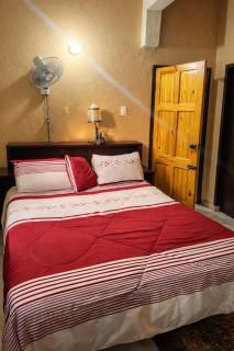 Heart beat Guest Suite, Local Treats - 4