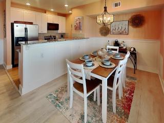 Pointe West 202 - The Hermit Hideaway - 4