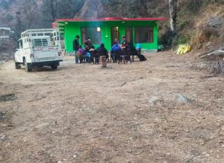 RIVER EDGE Home stay - 2