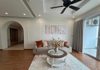Elegant classic apartment - 3BR - 7