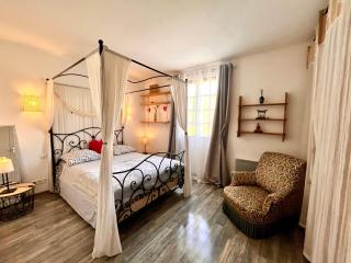 Villa 110m2, 7 pers, Jacuzzi , 3 chambres, terrain clos et arboré 2500m2 - 5
