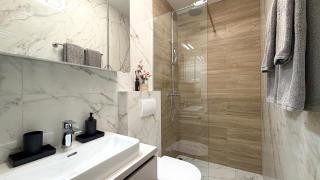 Moonlight Luxury Apartment with Private Pool and Parking - 6