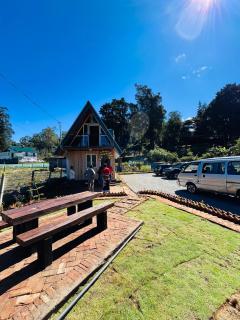 CHILLY CHALET Cabana - 5