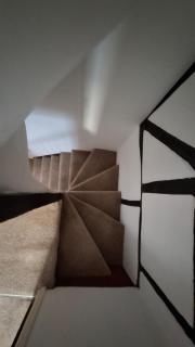 Grade II listed cottage in central Salisbury - 4