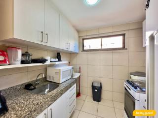 Beverly Hills por Be My Guest - 3