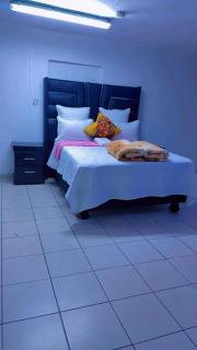 Crown Guest House - 3