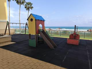 Mariposa de Dos Mares First Line Beach Max 2 Adults & Kids -16Y - 3