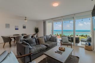 BLUE DREAM Beachfront 2 BDR by Casa Paraiso - 4