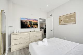 Comfy 1BR in the Heart of SoBe Beach 1 Min Away 309 - 2