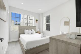 Comfy 1BR in the Heart of SoBe Beach 1 Min Away 309 - 1