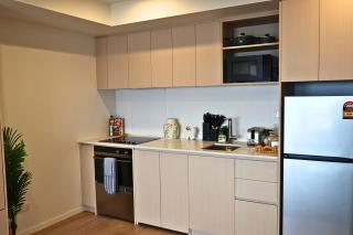 Seaview 1BR Apartment Marine Parade - 3