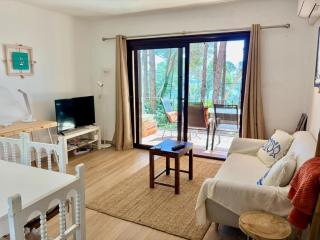 Apartamento con vistas al mar entre pinos - 9