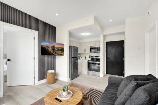 Chic 1BR Retreat Steps to Ocean Prime SoBe Location 208 - 6