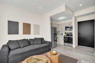 Stylish 1BR Stay Collins Ave 1 Min to Beach 207 - 5