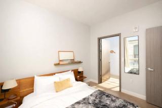 Charming Walker's Point Apt with Balcony - Sleeps 4 - 6
