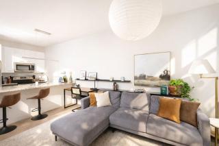Charming Walker's Point Apt with Balcony - Sleeps 4 - 3